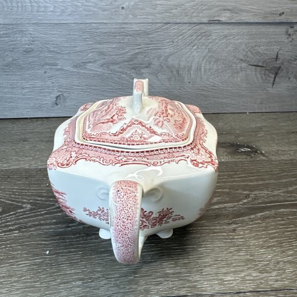 Vintage Johnson Brothers Old Britain Castles footed teapot 5.5” Tall 32 fl oz - Picture 5 of 9